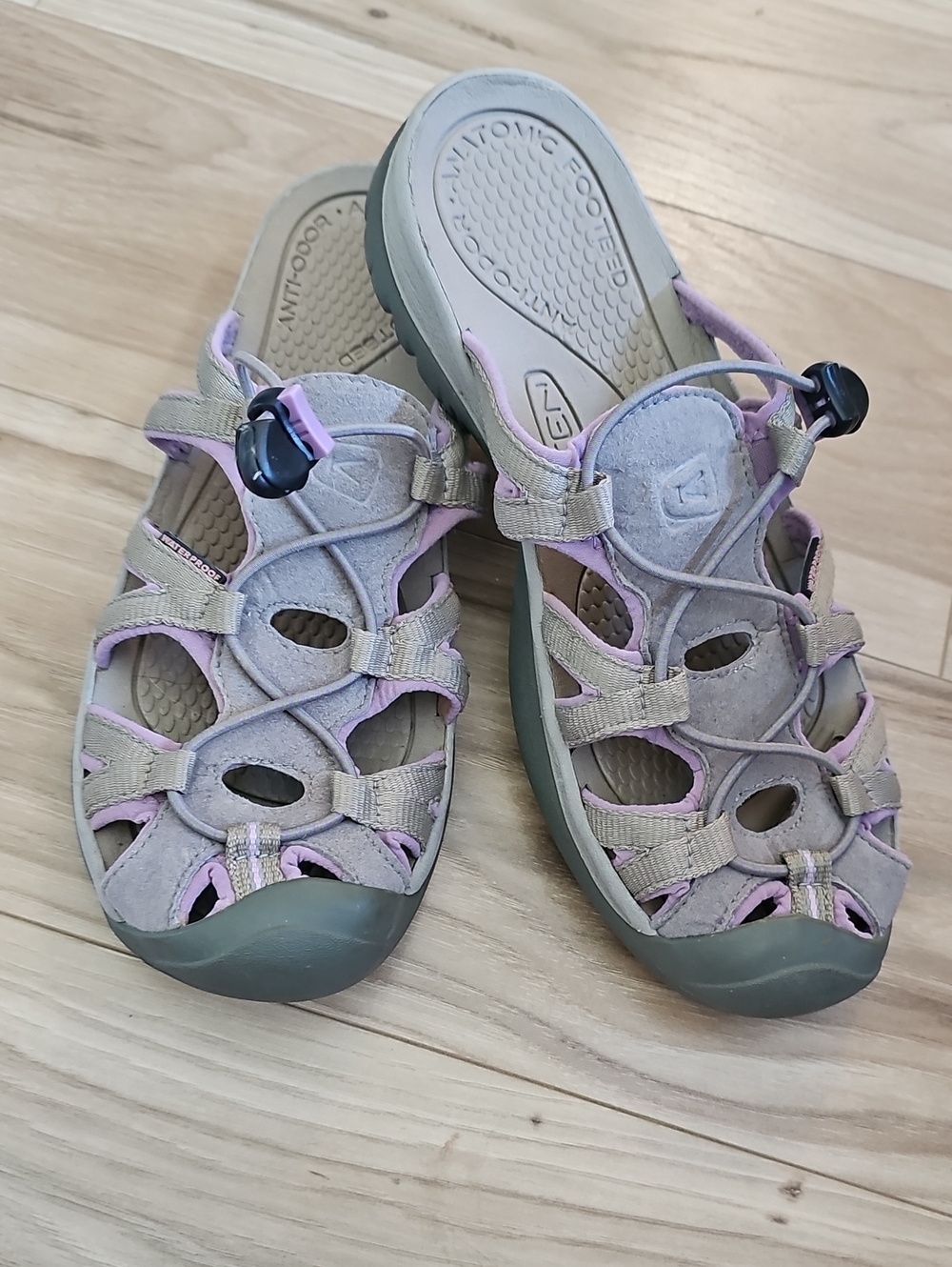 Keen Women's Sandal in Taupe with Light Purple Trim